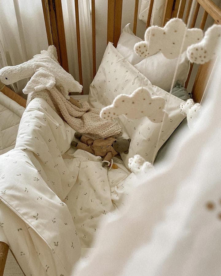 <p><span style="color:#ffffff"><strong>Kids and Baby Bedding</strong></span></p>